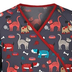 Floral Blooming | Size XL | Scrub Top | Gray Dogs & Cats